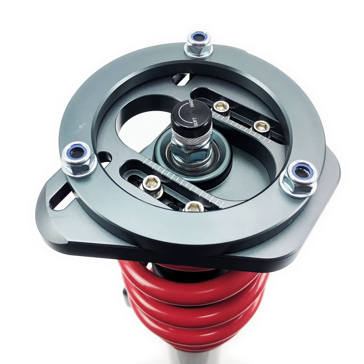 BMW ayarlanabilir Camber Caster Plate coilover üzerine montajlı görünüm