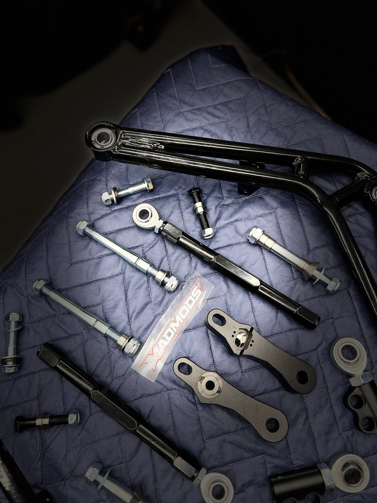 BMW E36 Drift Angle Kit pillow-ball bearing bağlantı detayı