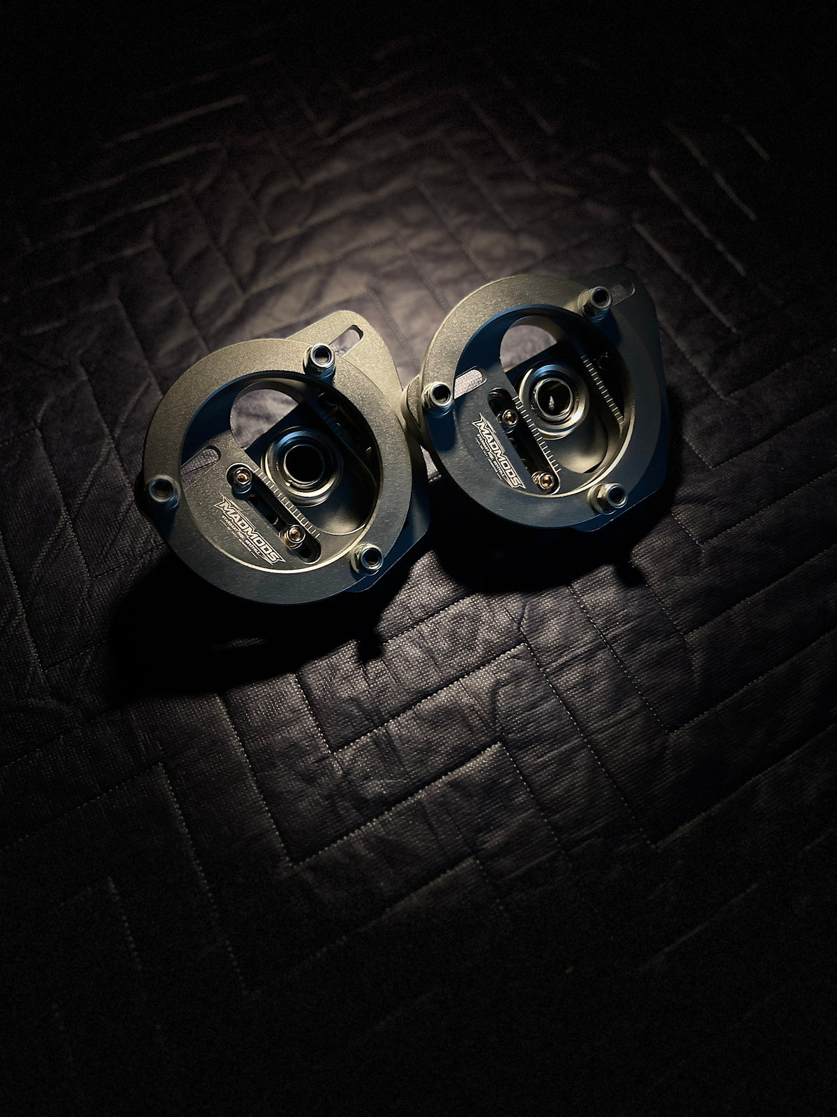 MADMODS BMW ayarlanabilir Camber Caster Plate sağ ve sol çift