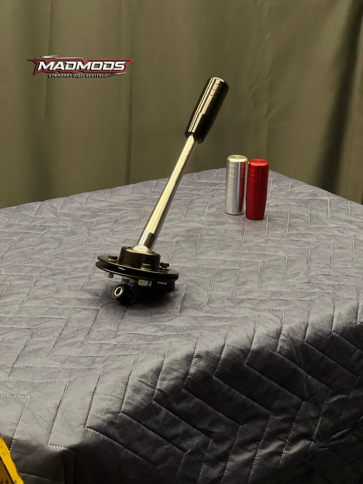 MADMODS DirectShift BMW ayarlanabilir Short Shifter siyah